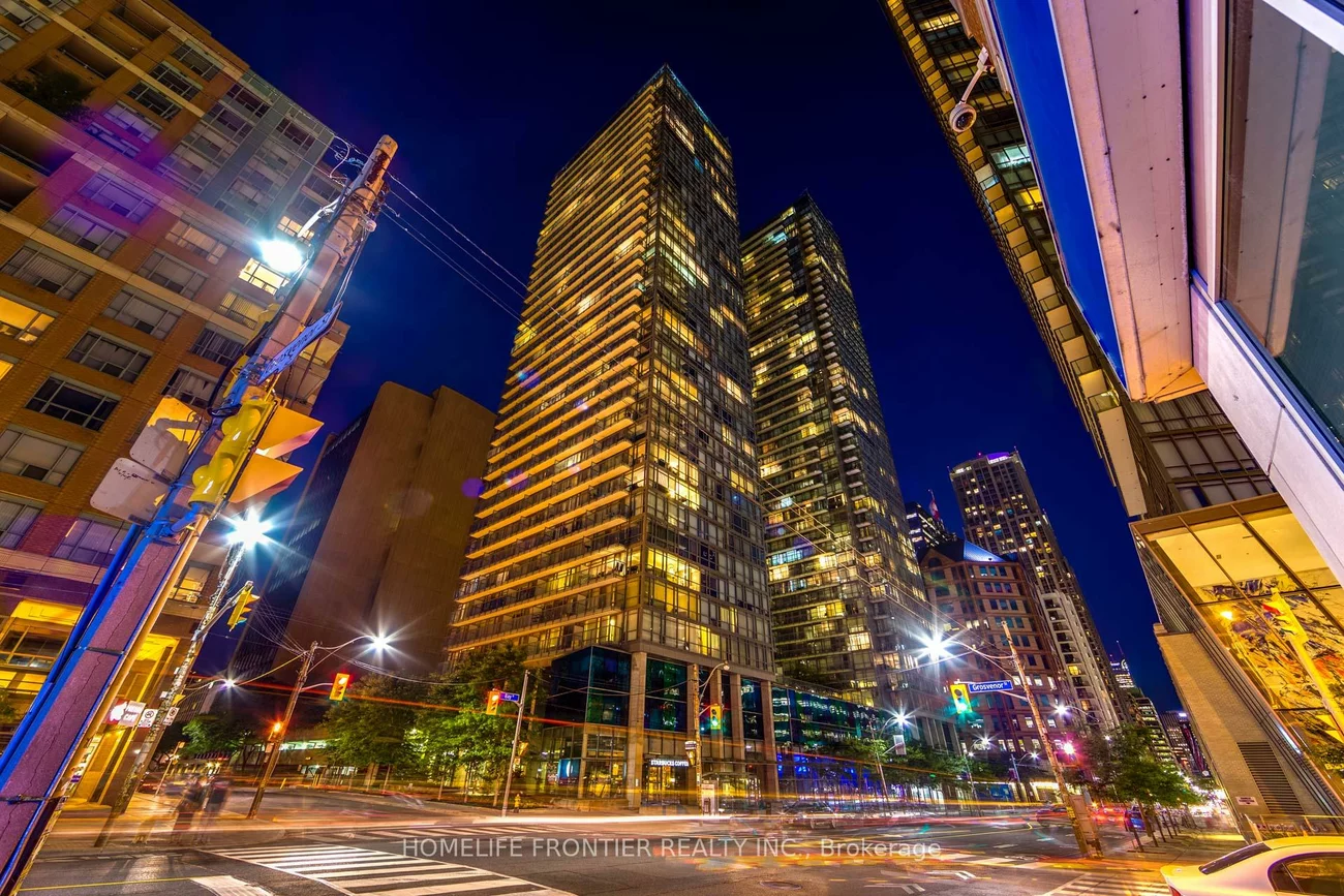 37, Grosvenor, Bay Street Corridor, Toronto