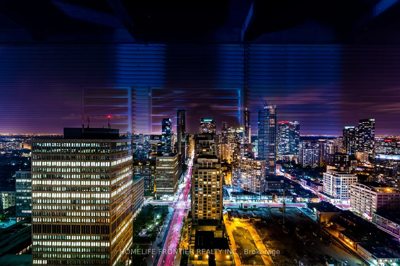 37, Grosvenor, Bay Street Corridor, Toronto