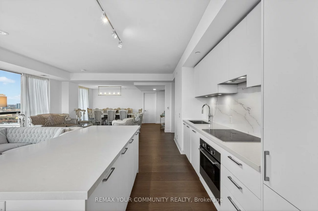 33, Frederick Todd, Thorncliffe Park, Toronto
