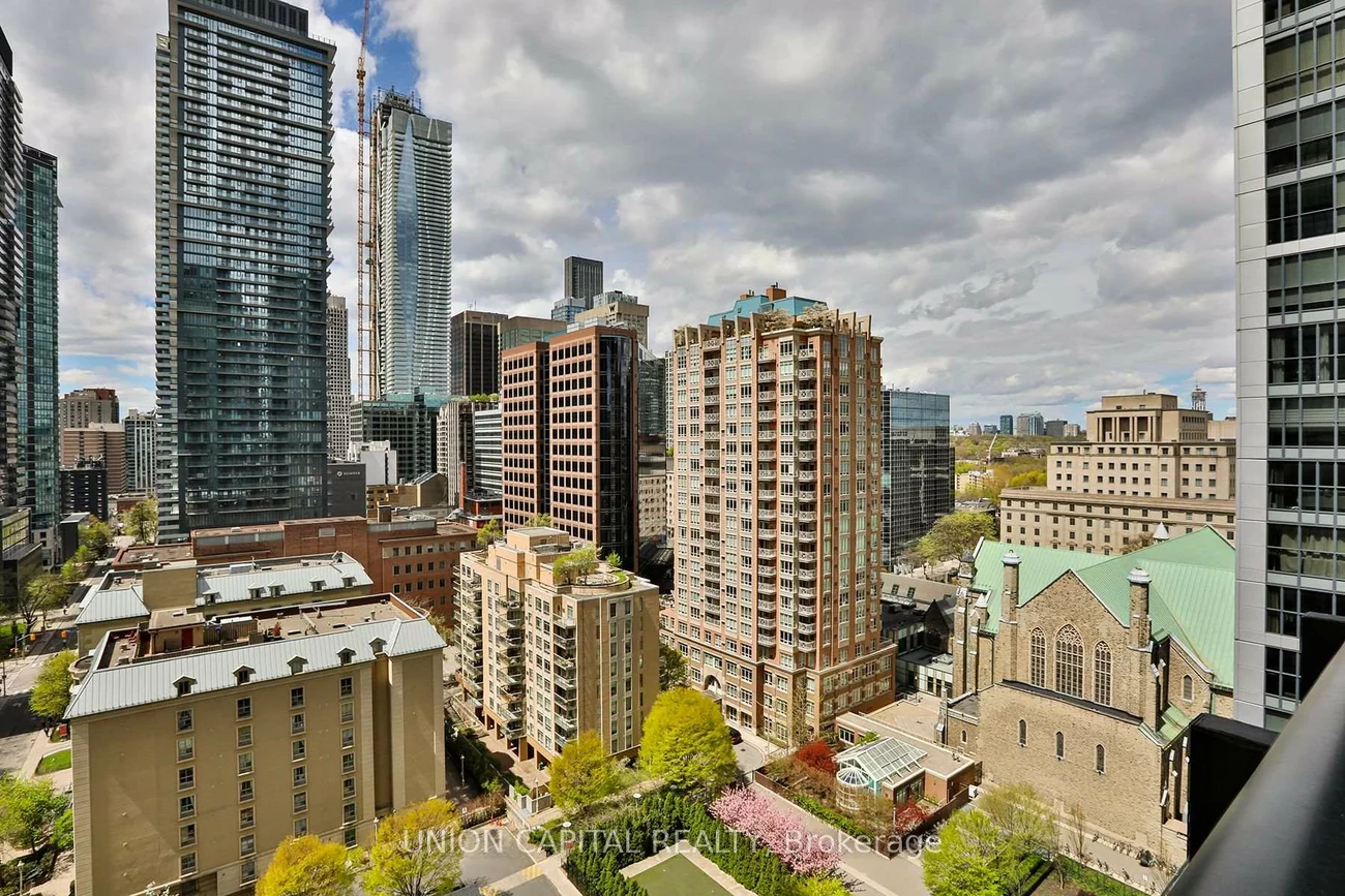 110, Charles, Church-Yonge Corridor, Toronto