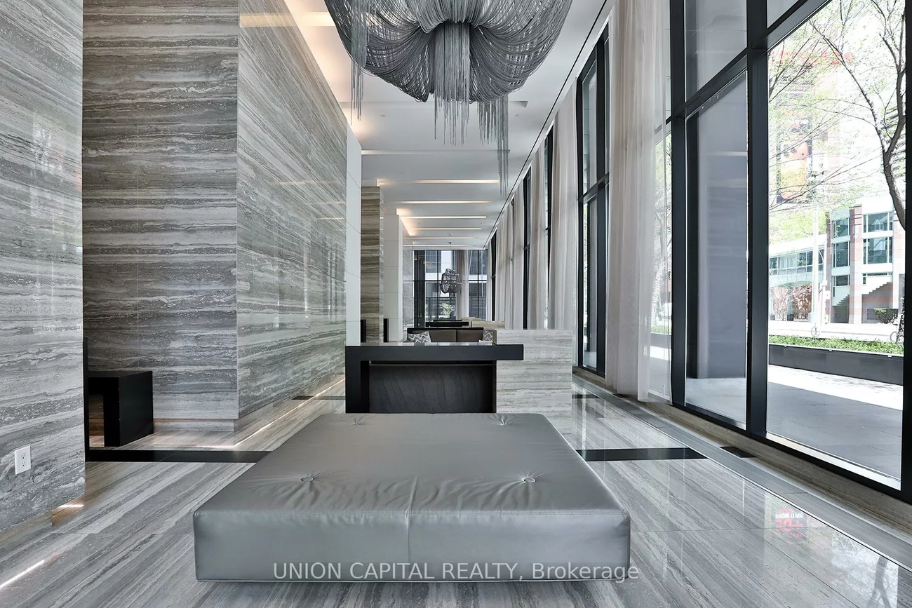 110, Charles, Church-Yonge Corridor, Toronto