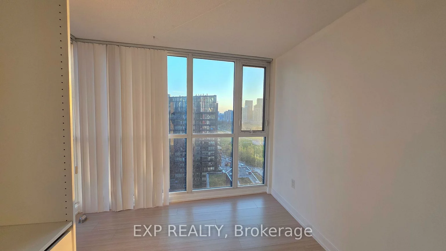 85, Queens Wharf, Waterfront Communities C1, Toronto