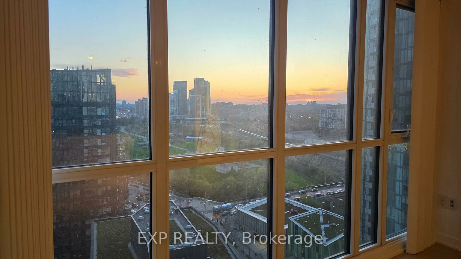 85, Queens Wharf, Waterfront Communities C1, Toronto