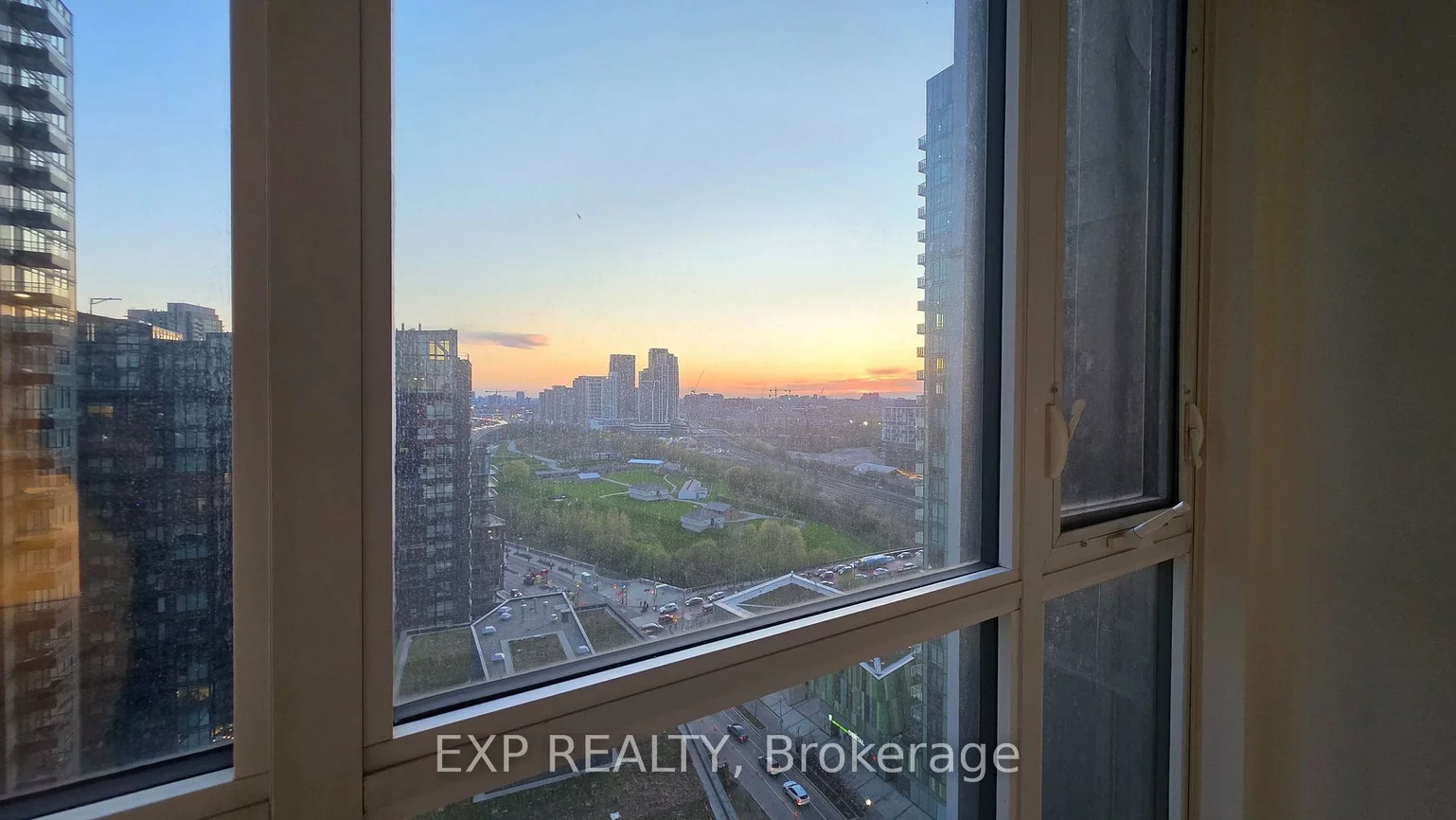 85, Queens Wharf, Waterfront Communities C1, Toronto