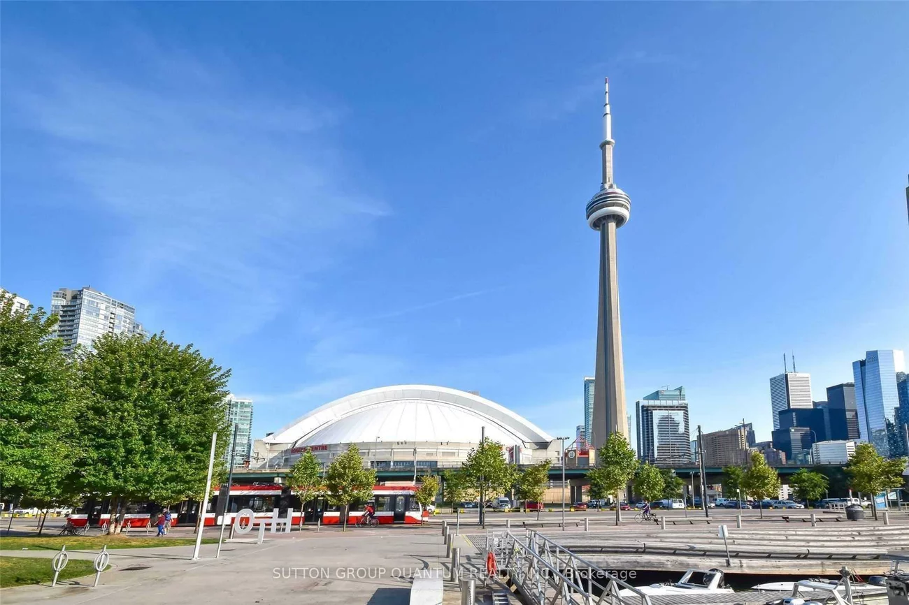 373, Front, Waterfront Communities C1, Toronto