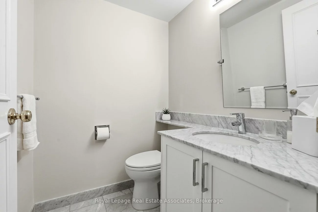 40, Sylvan Valley, Bedford Park-Nortown, Toronto