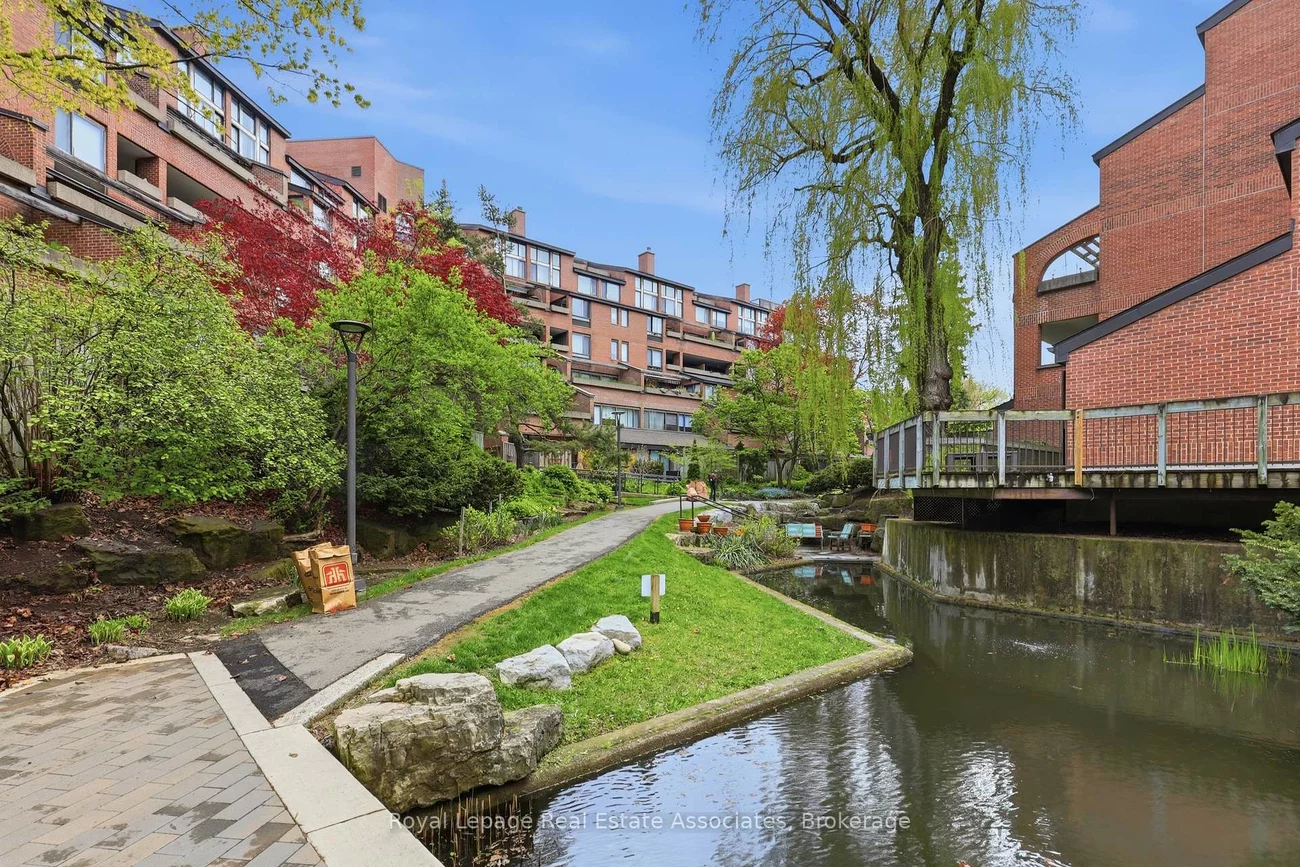 40, Sylvan Valley, Bedford Park-Nortown, Toronto