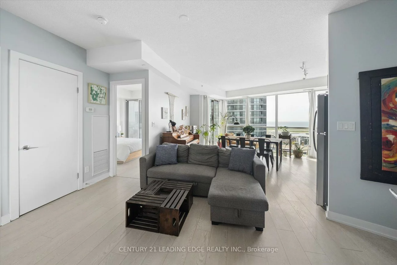 20, Bruyeres, Waterfront Communities C1, Toronto