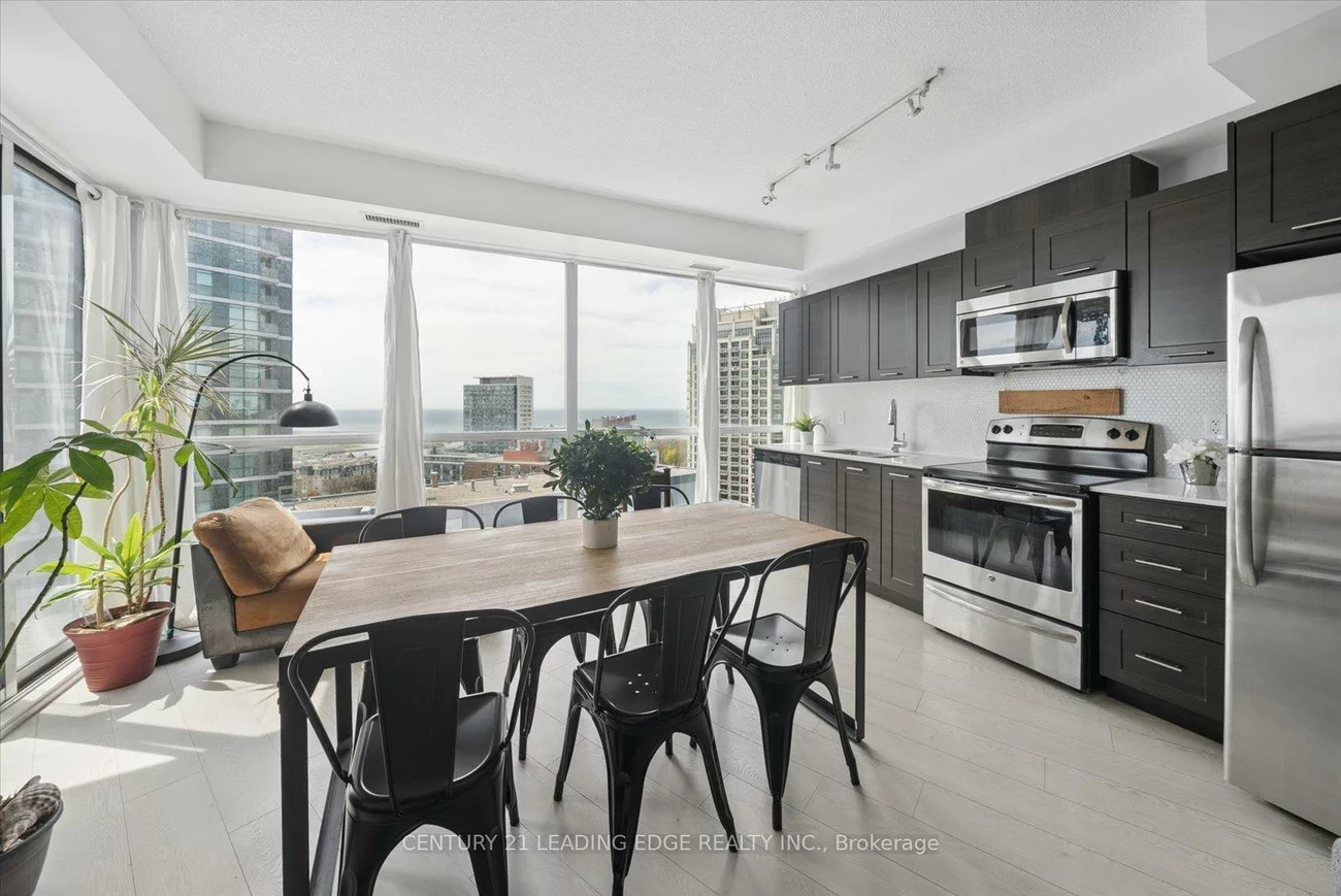 20, Bruyeres, Waterfront Communities C1, Toronto
