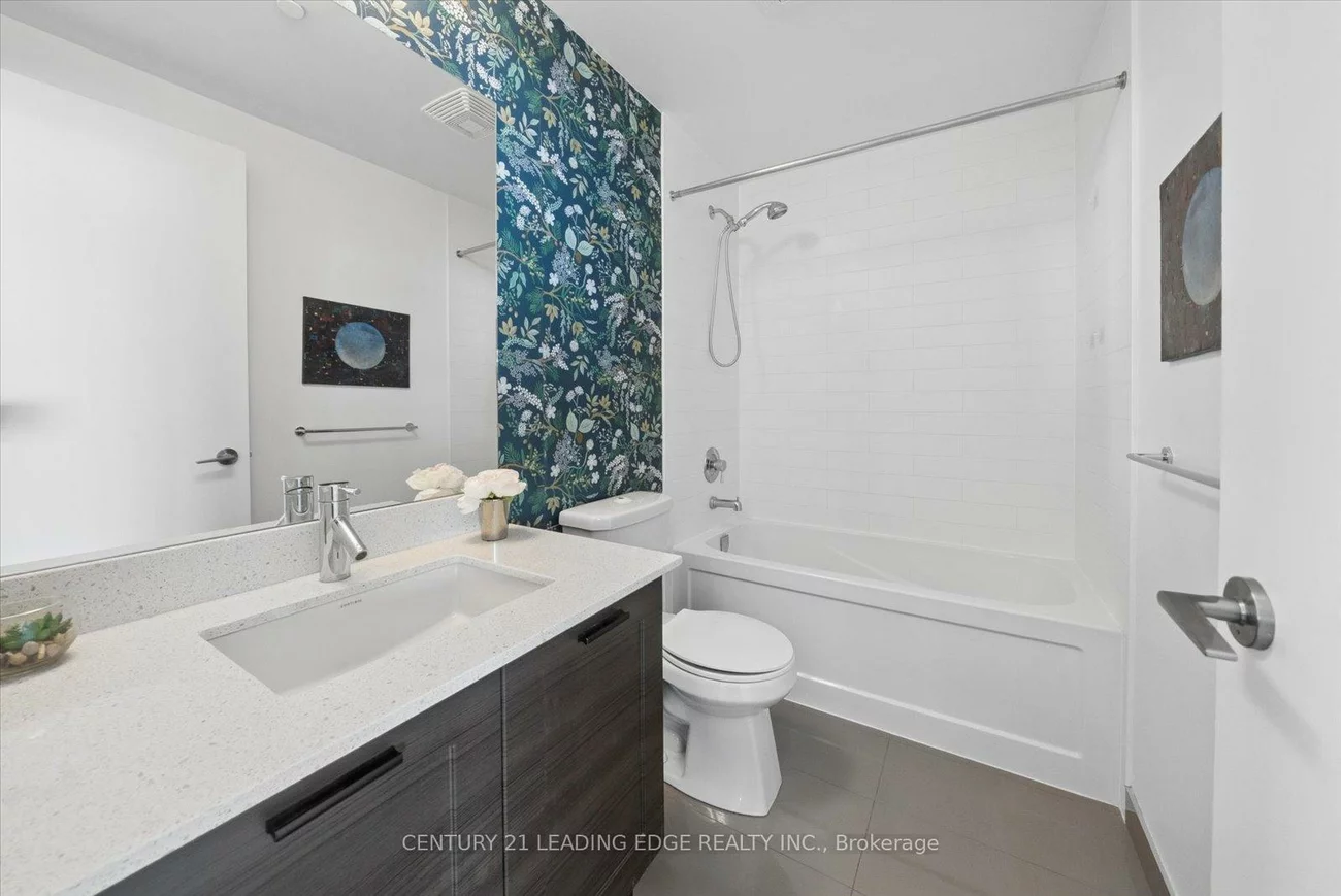 20, Bruyeres, Waterfront Communities C1, Toronto