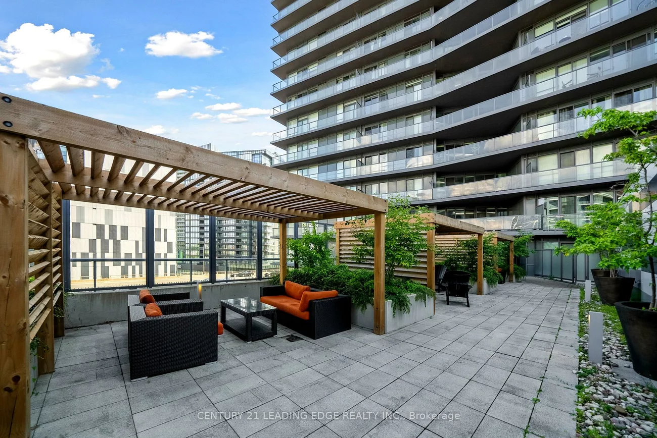 20, Bruyeres, Waterfront Communities C1, Toronto