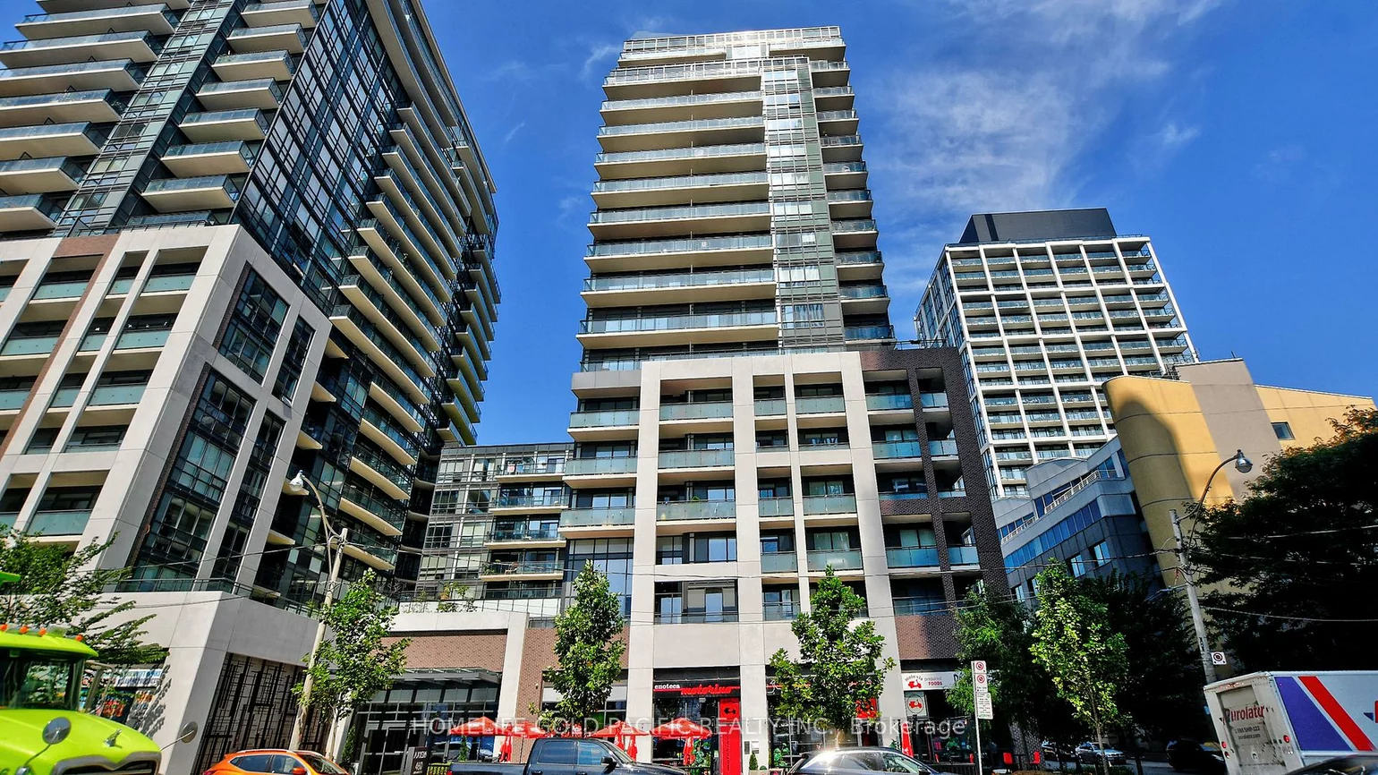 460, Adelaide, Moss Park, Toronto