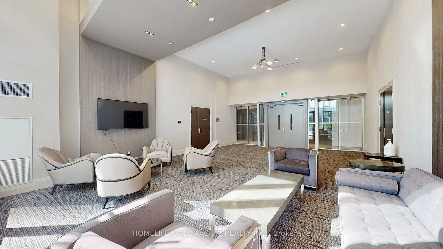 460, Adelaide, Moss Park, Toronto