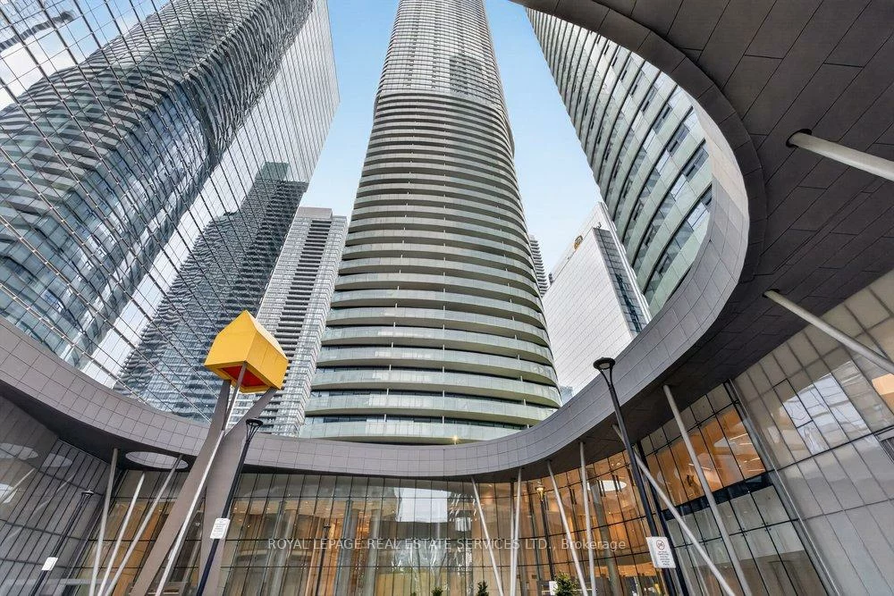 14, York, Waterfront Communities C1, Toronto
