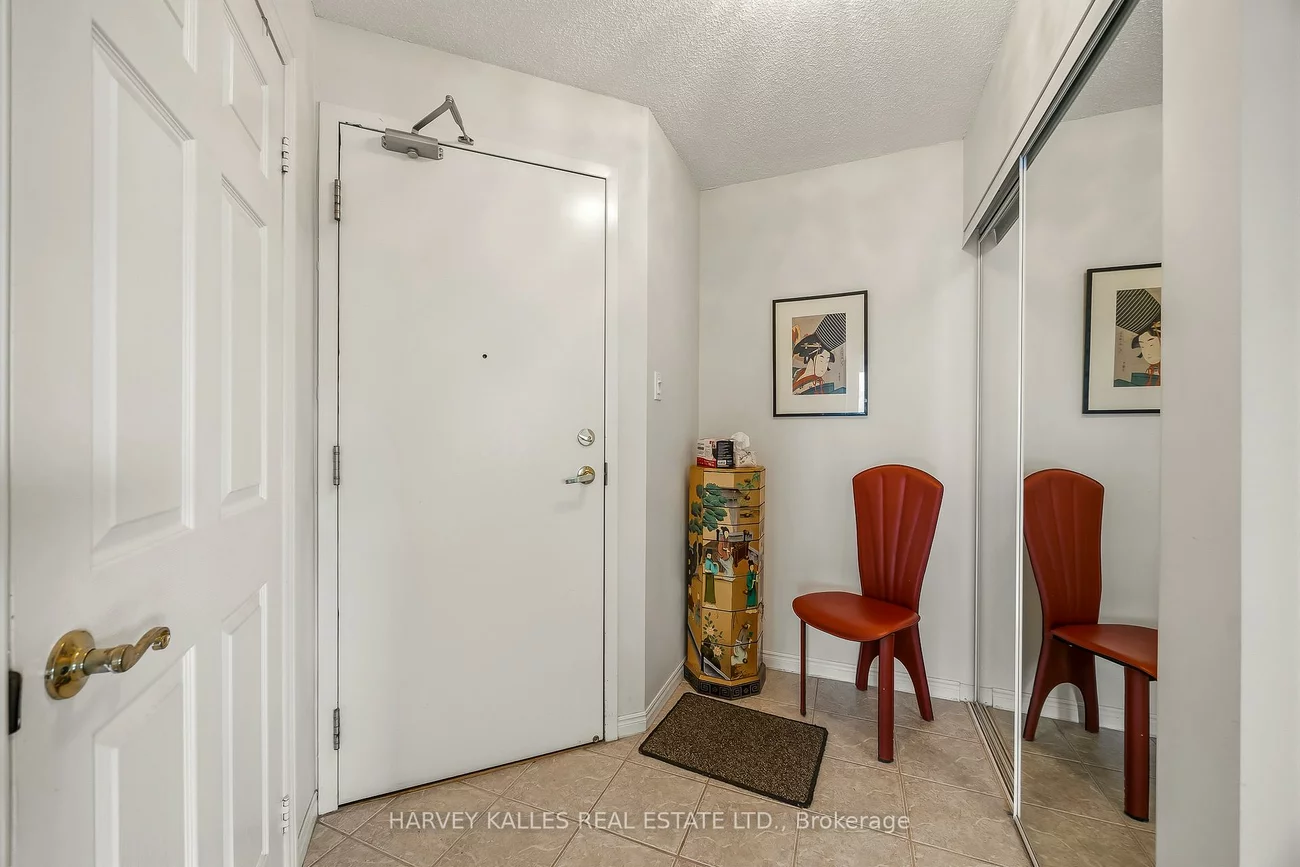 300, Balliol, Mount Pleasant West, Toronto