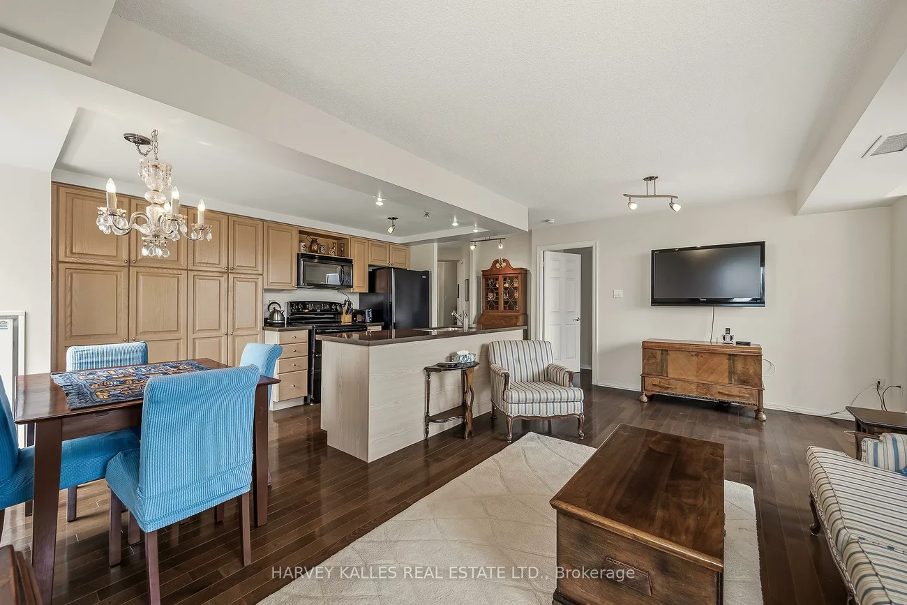 300, Balliol, Mount Pleasant West, Toronto