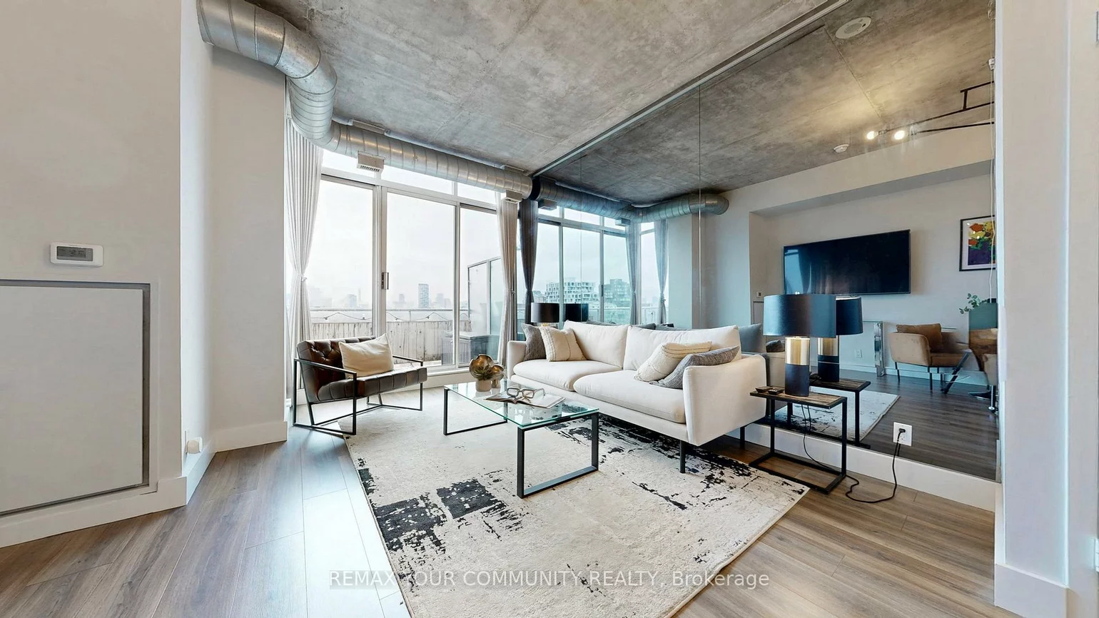 388, Richmond, Waterfront Communities C1, Toronto