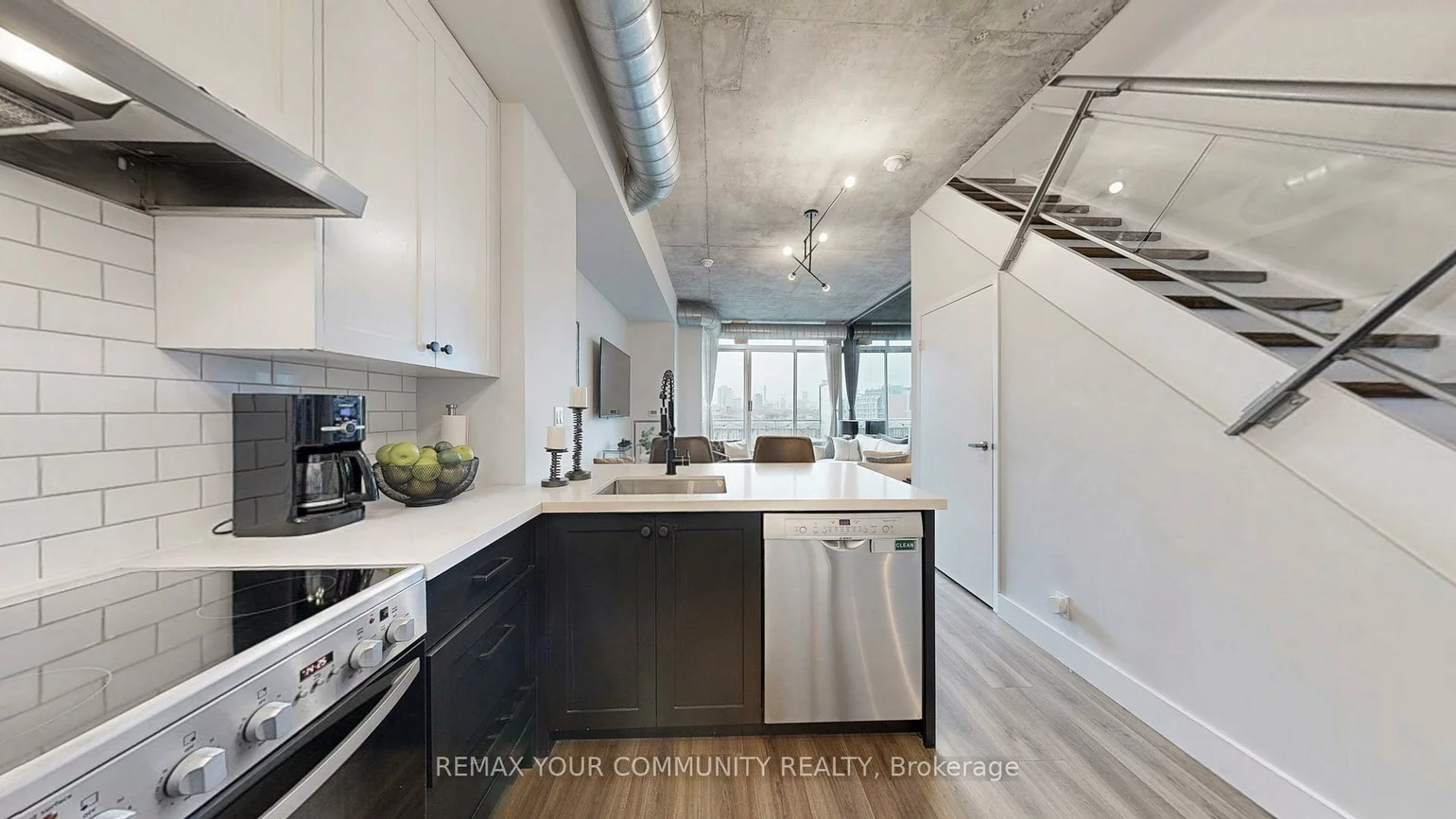 388, Richmond, Waterfront Communities C1, Toronto