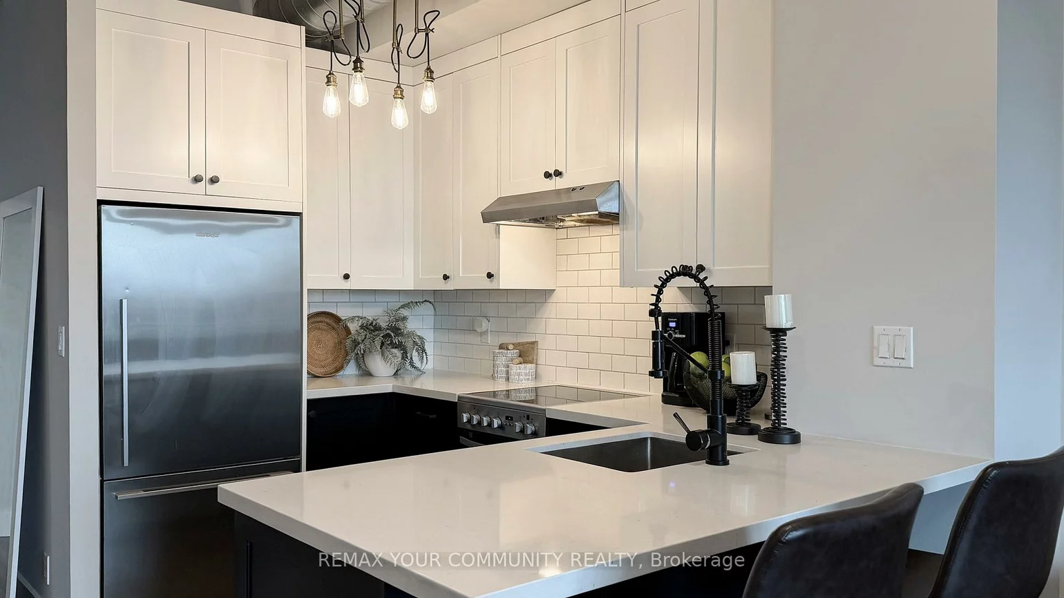 388, Richmond, Waterfront Communities C1, Toronto