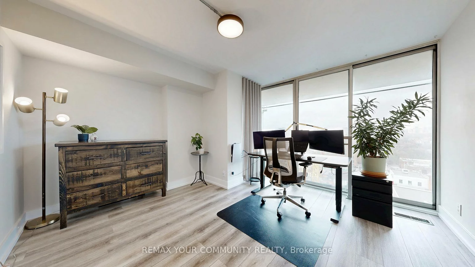 388, Richmond, Waterfront Communities C1, Toronto