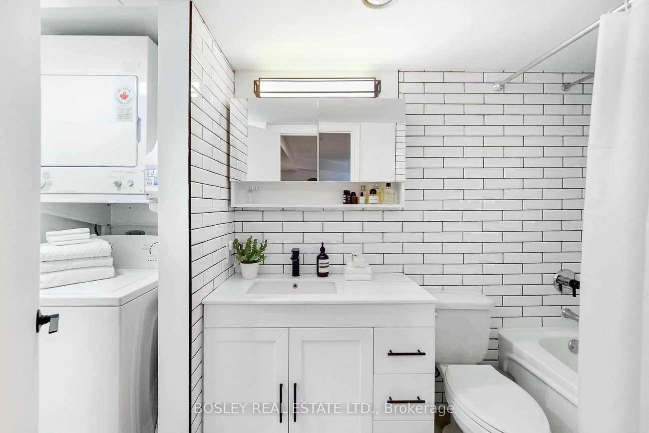 119, Merton, Mount Pleasant West, Toronto