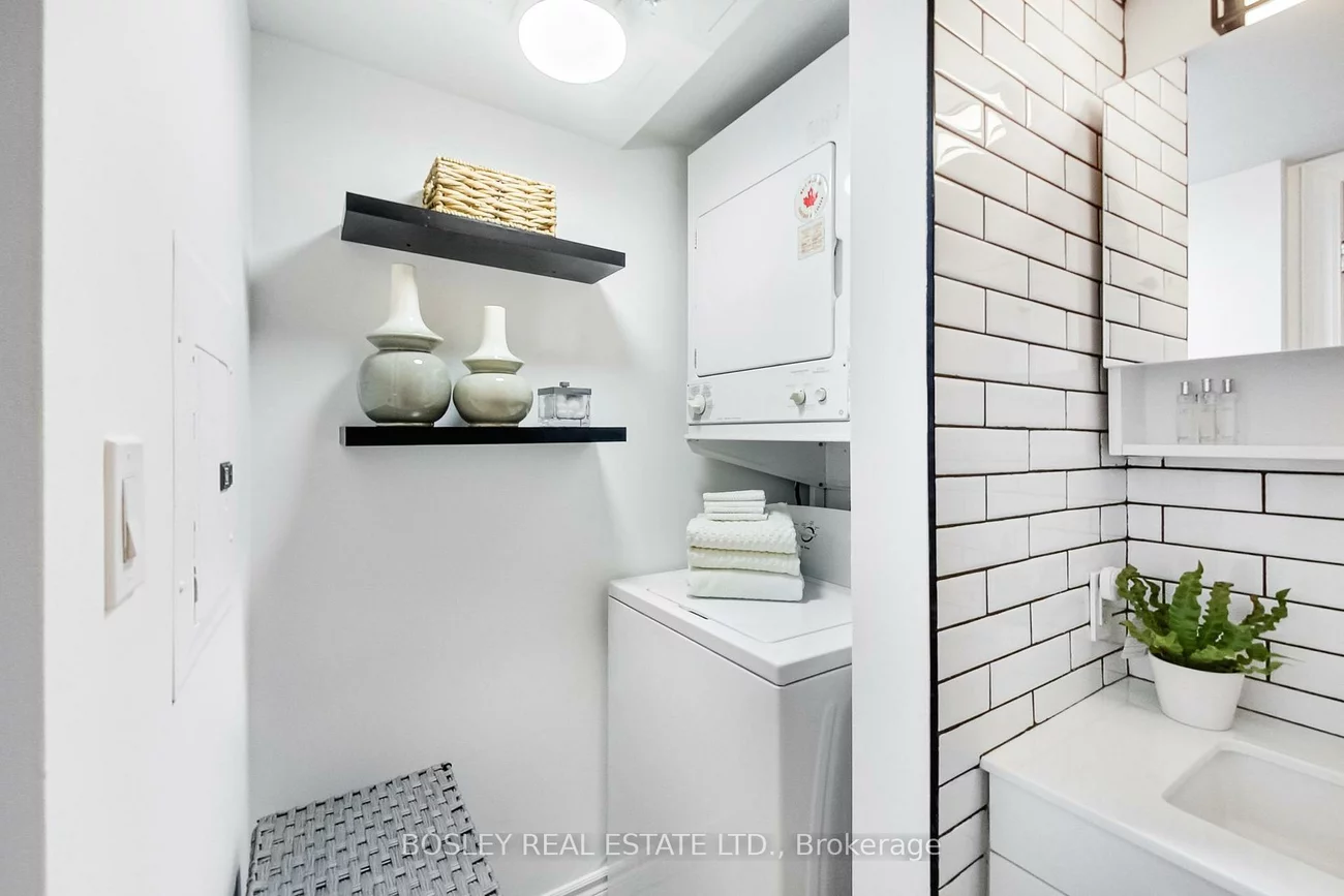 119, Merton, Mount Pleasant West, Toronto