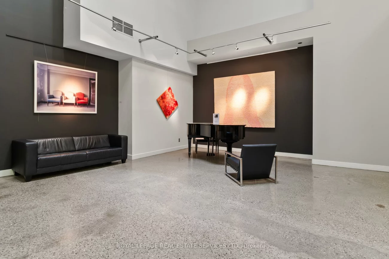135, Dalhousie, Church-Yonge Corridor, Toronto