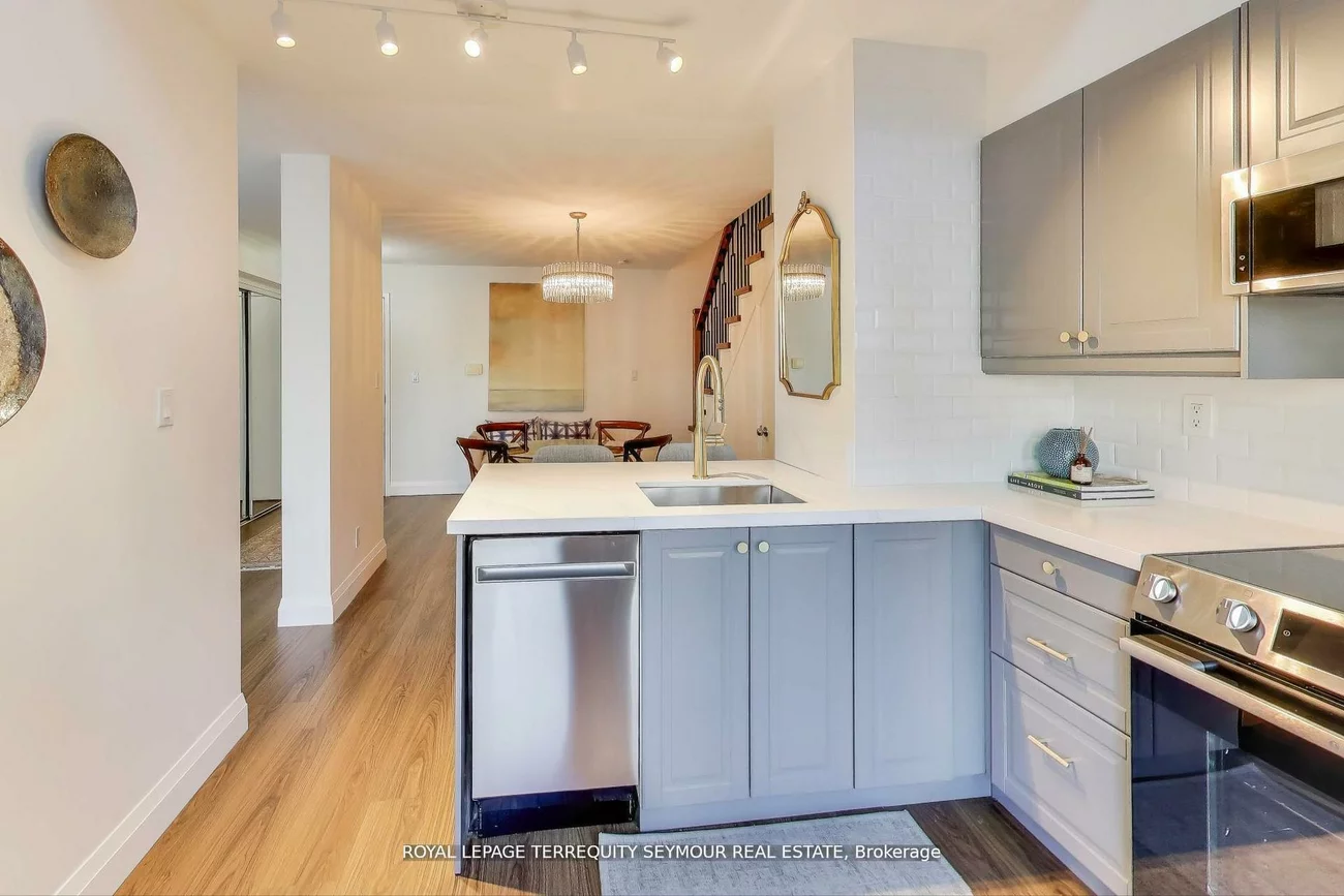 139, Merton, Mount Pleasant West, Toronto