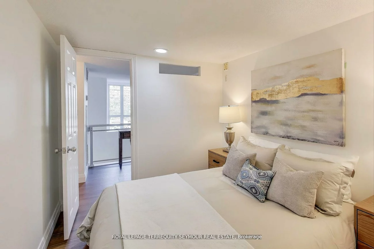 139, Merton, Mount Pleasant West, Toronto