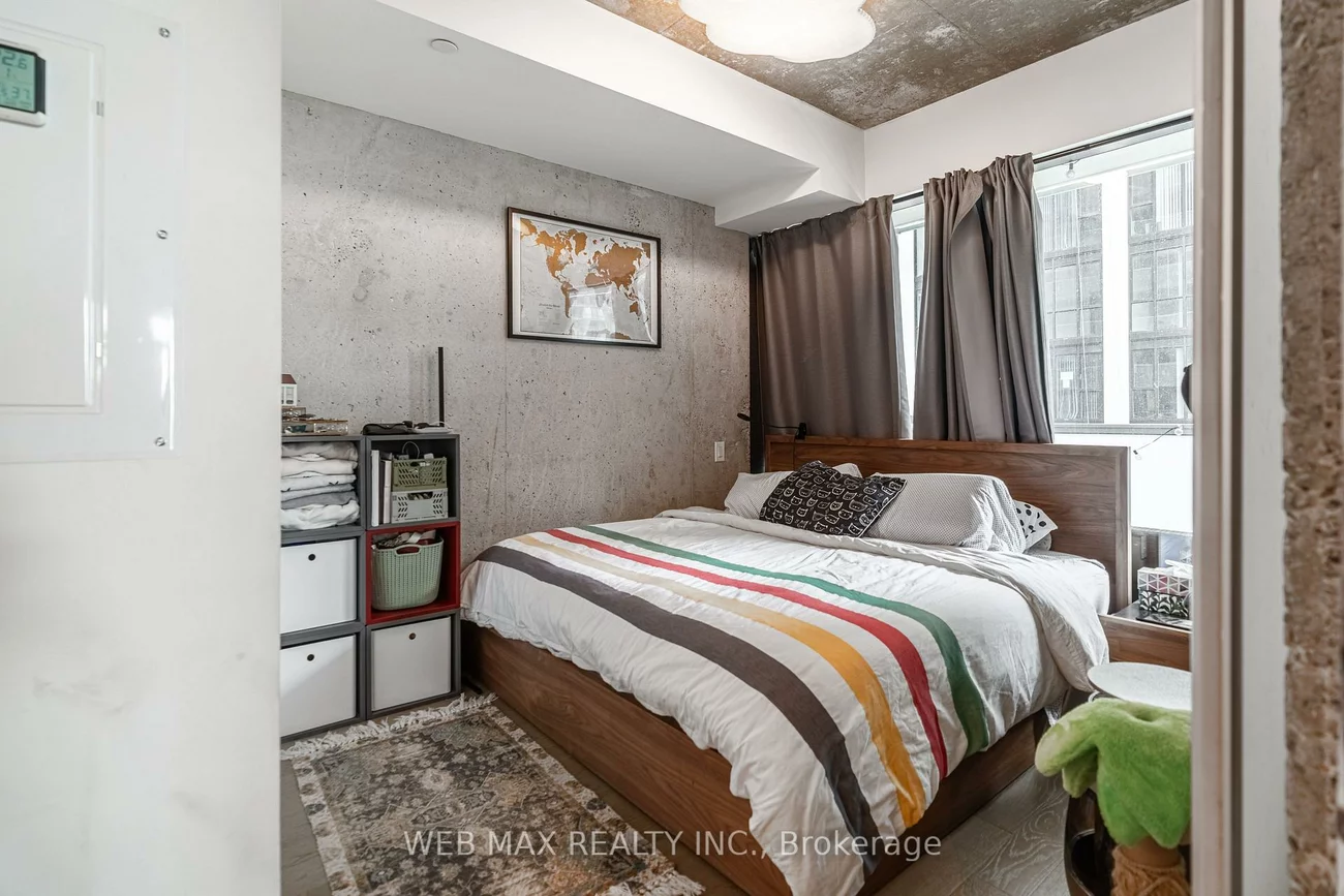 11, Charlotte, Waterfront Communities C1, Toronto