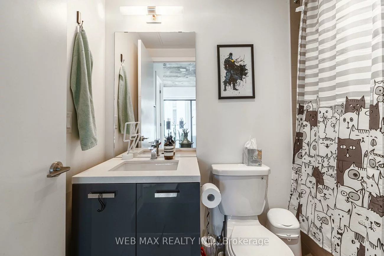 11, Charlotte, Waterfront Communities C1, Toronto