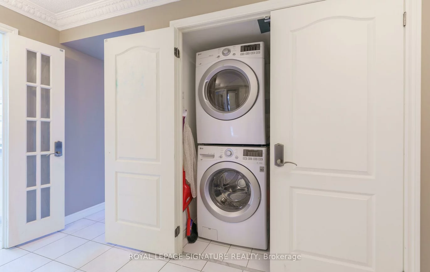 265, Ridley, Bedford Park-Nortown, Toronto