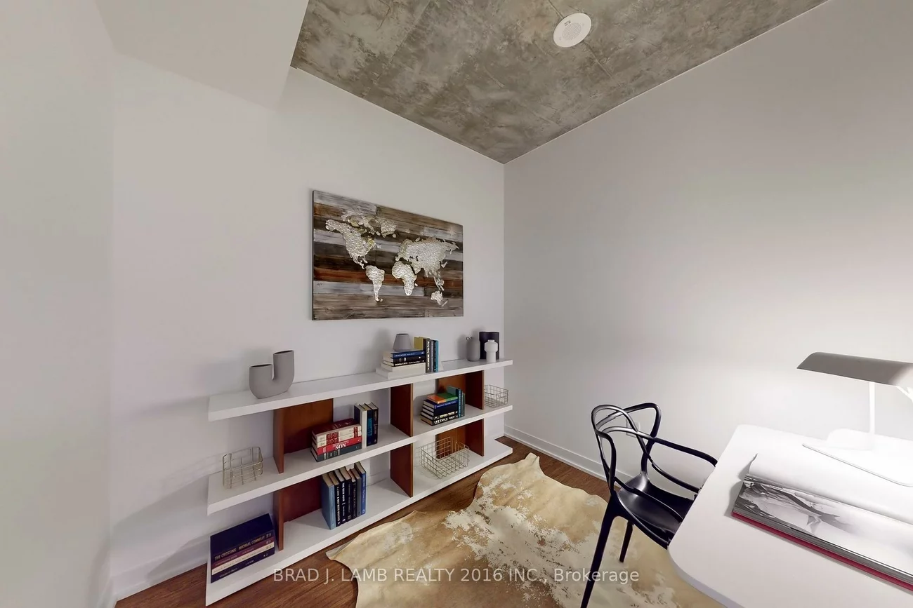 195, McCaul, Kensington-Chinatown, Toronto