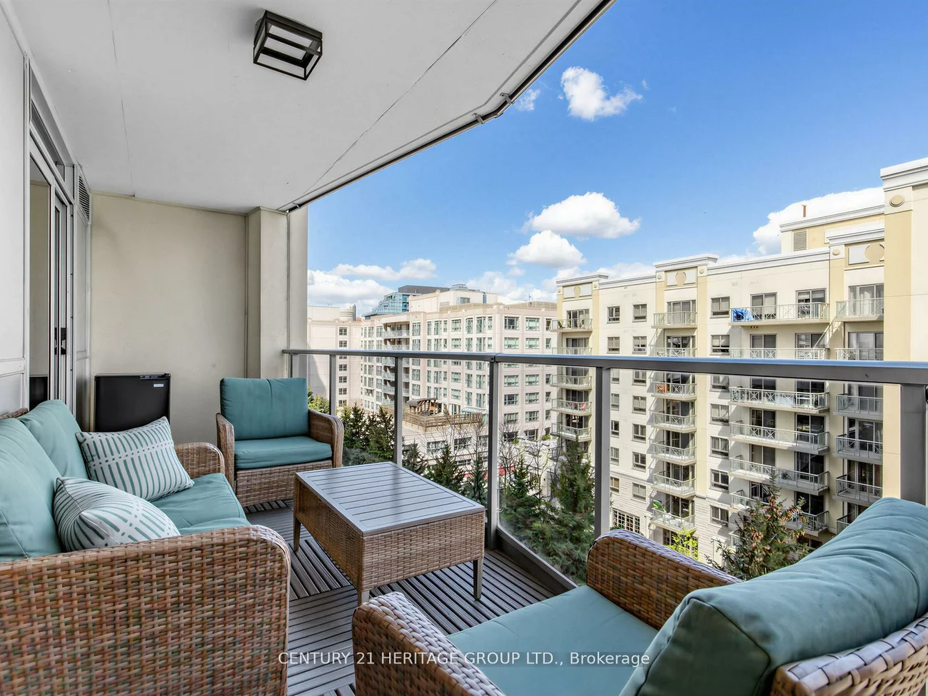 8, Rean, Bayview Village, Toronto
