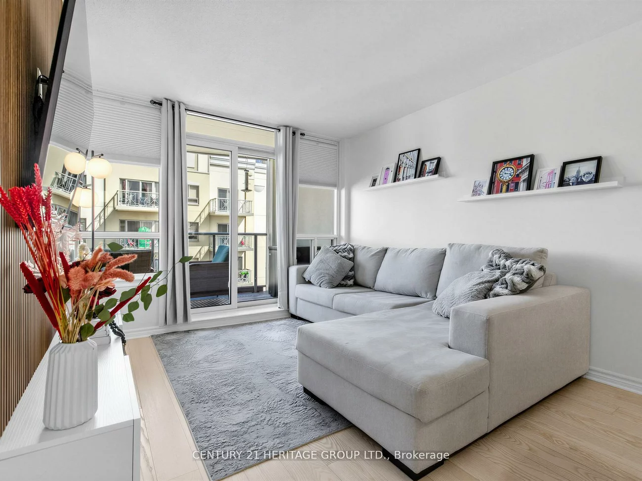 8, Rean, Bayview Village, Toronto