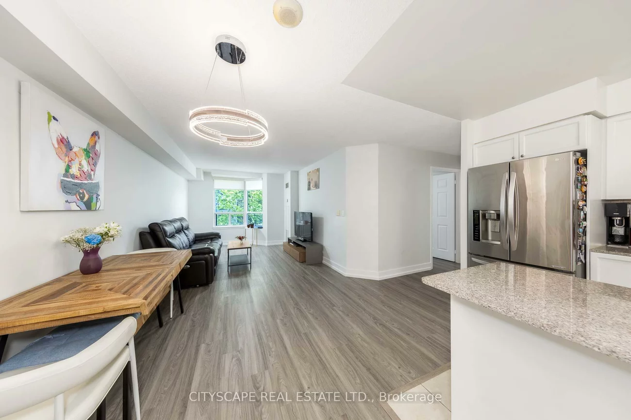 5940, Yonge, Newtonbrook West, Toronto