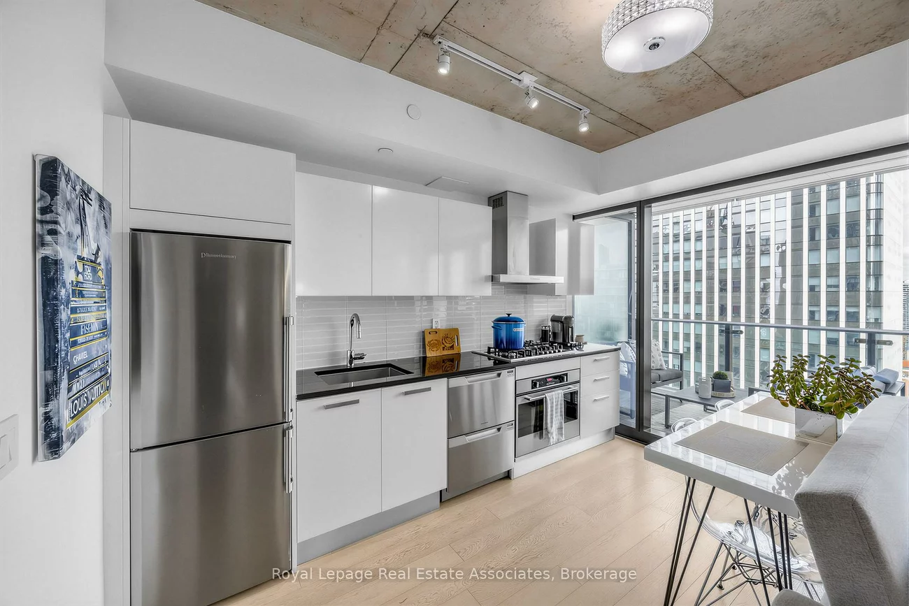 224, King, Waterfront Communities C1, Toronto
