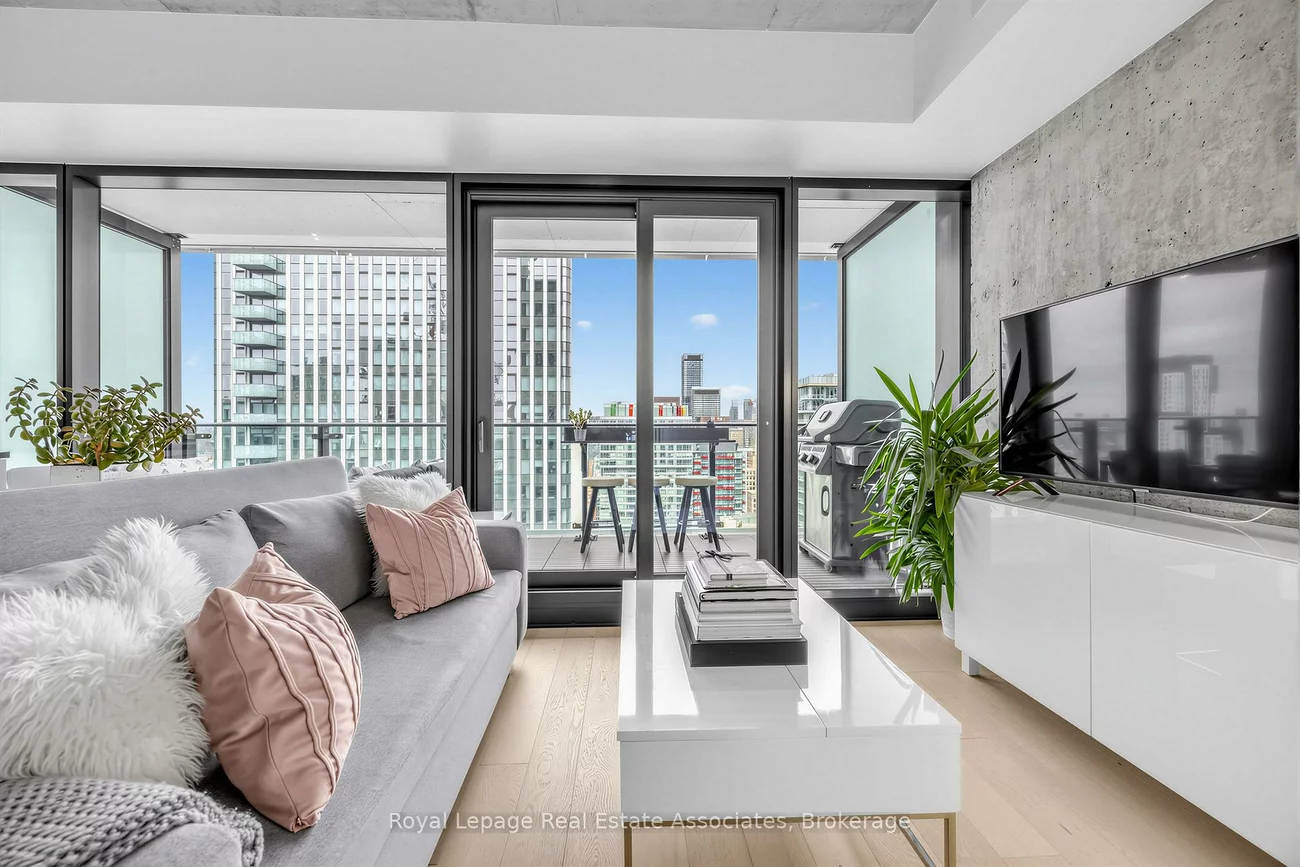 224, King, Waterfront Communities C1, Toronto