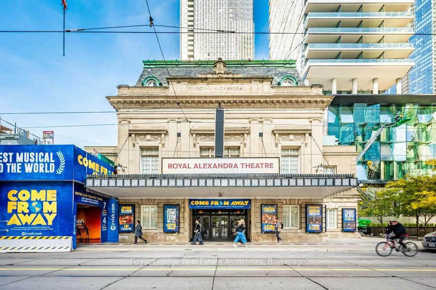 224, King, Waterfront Communities C1, Toronto