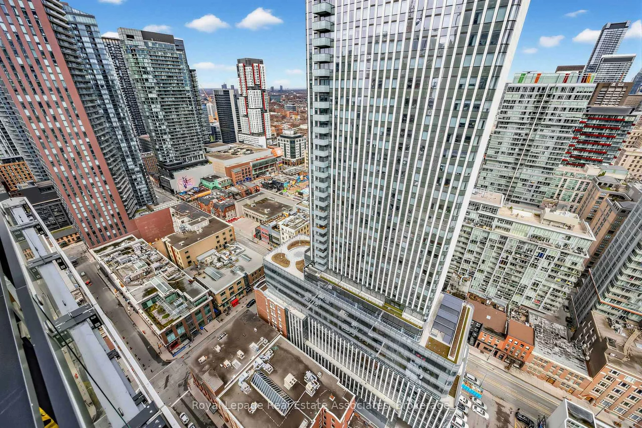224, King, Waterfront Communities C1, Toronto