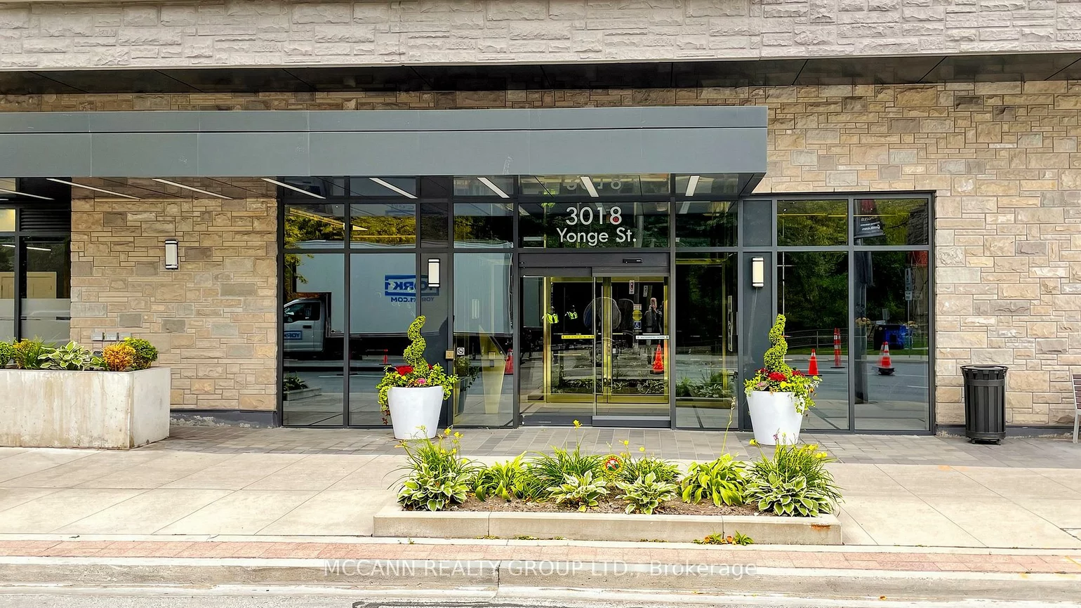 3018, Yonge, Lawrence Park South, Toronto