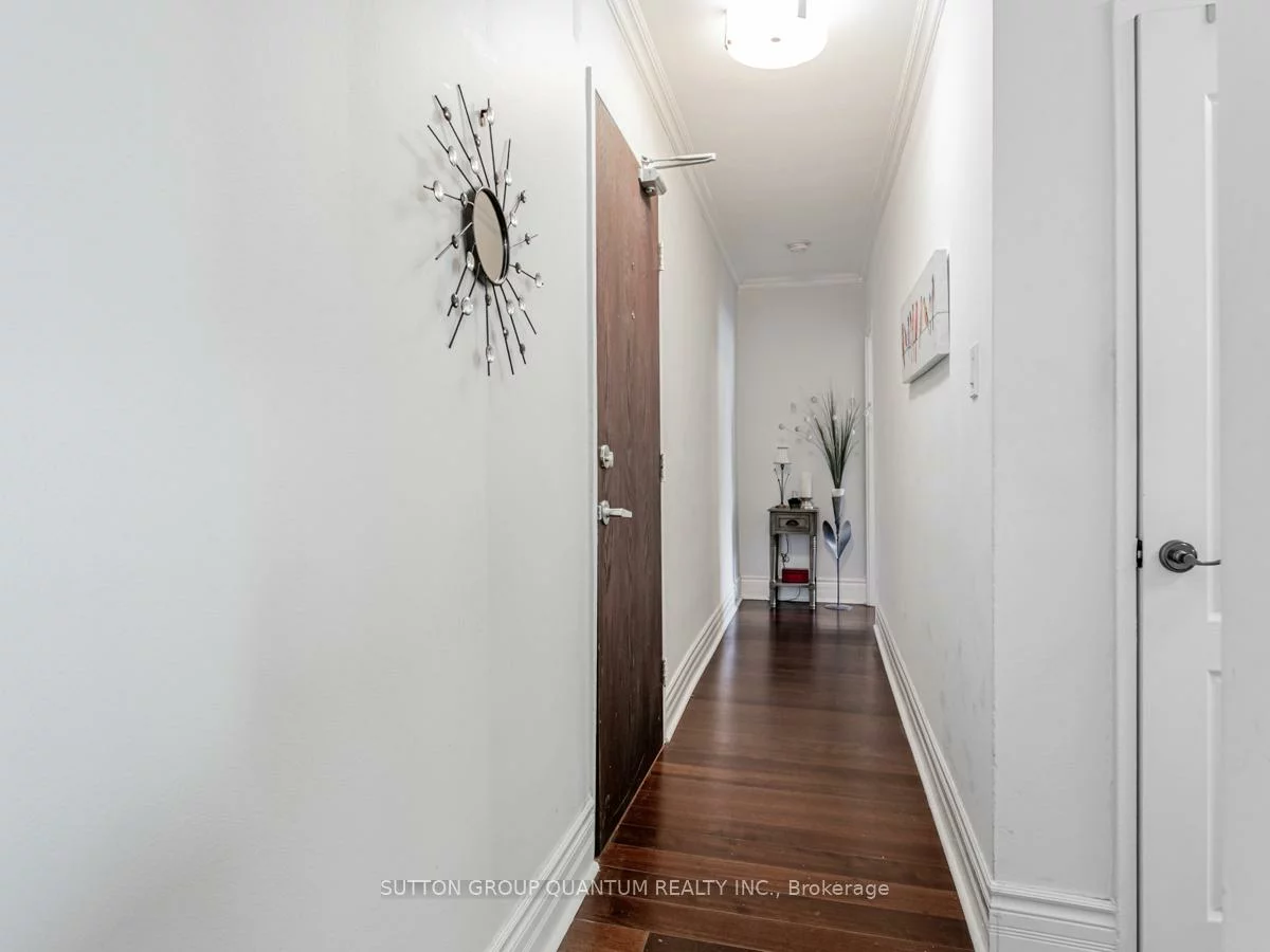 2550, Bathurst, Forest Hill North, Toronto