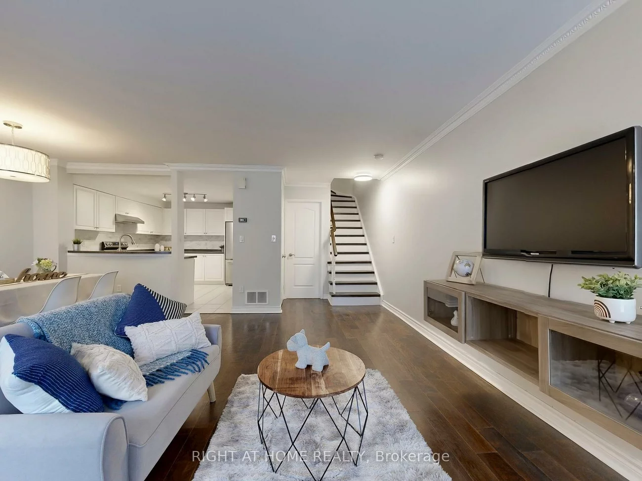 108, Finch, Newtonbrook West, Toronto