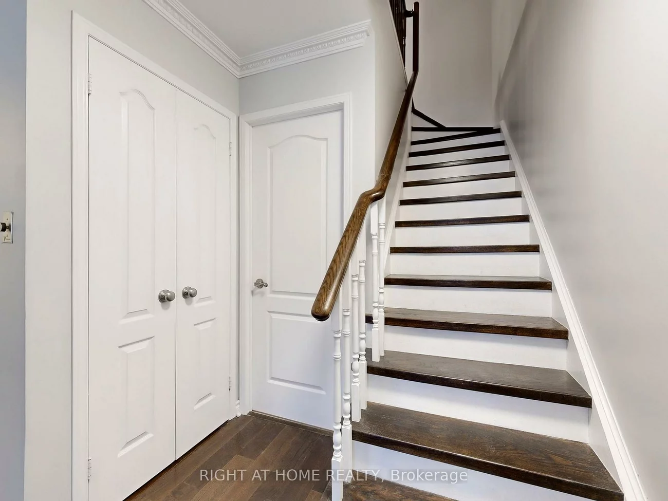 108, Finch, Newtonbrook West, Toronto
