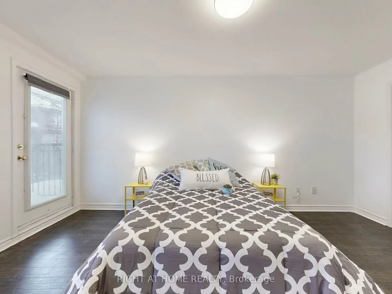 108, Finch, Newtonbrook West, Toronto