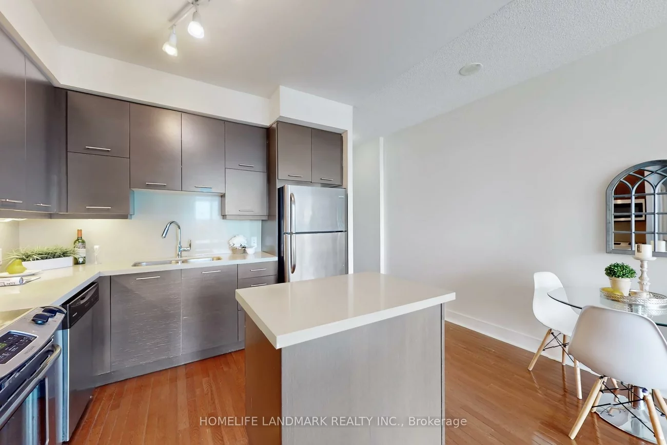 26, Norton, Willowdale East, Toronto