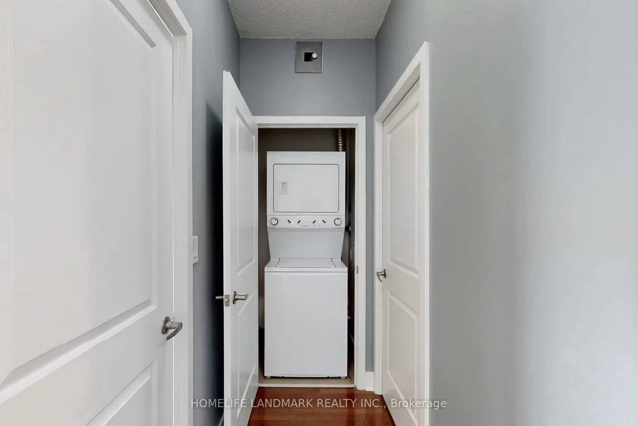 26, Norton, Willowdale East, Toronto
