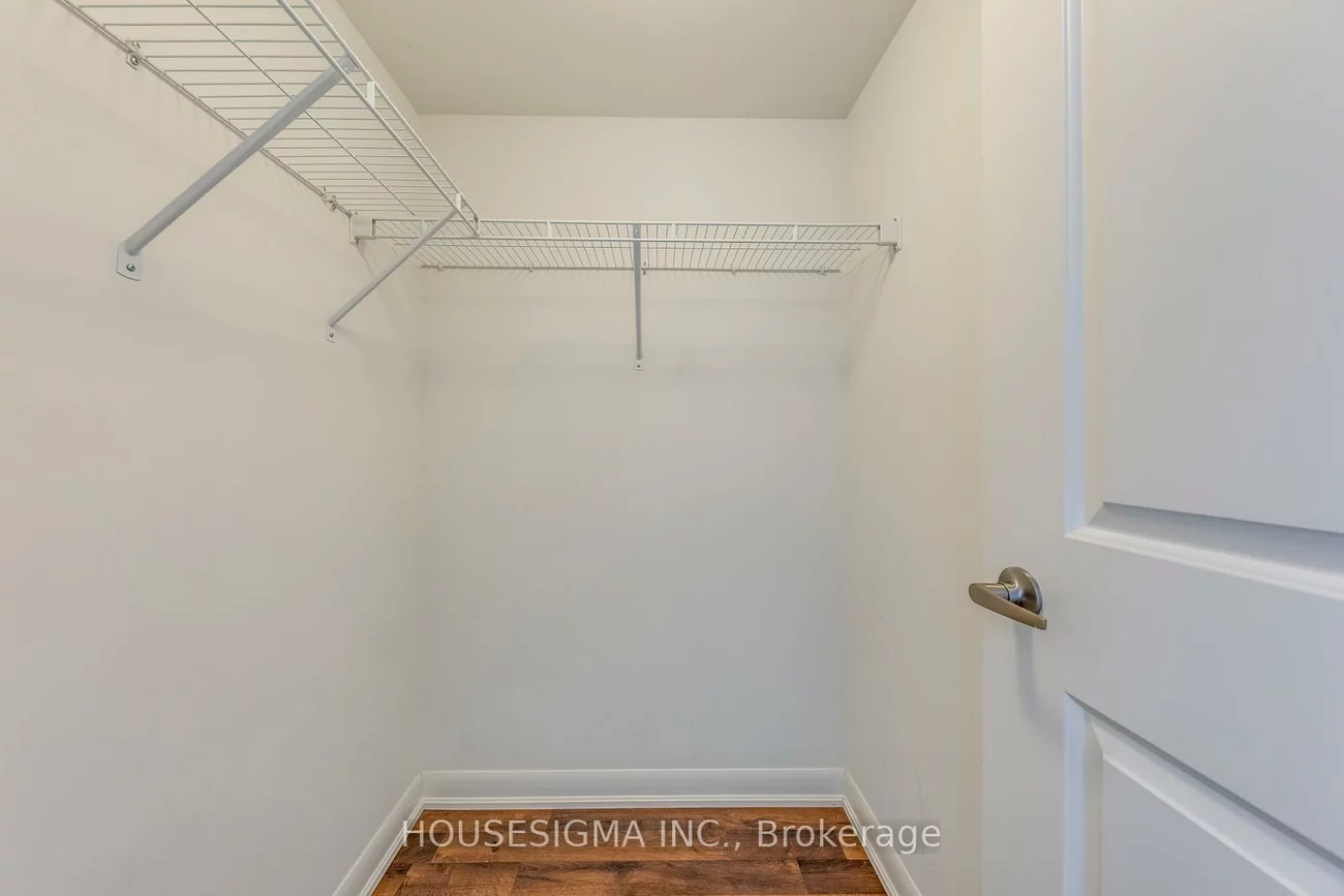 17, Anndale, Willowdale East, Toronto