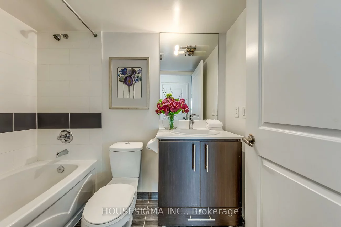 17, Anndale, Willowdale East, Toronto