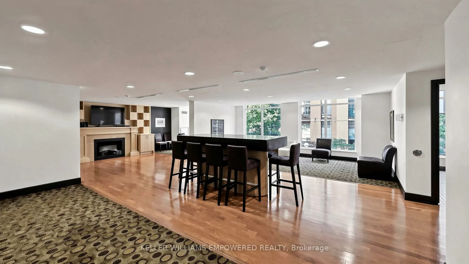 8, Scollard, Annex, Toronto